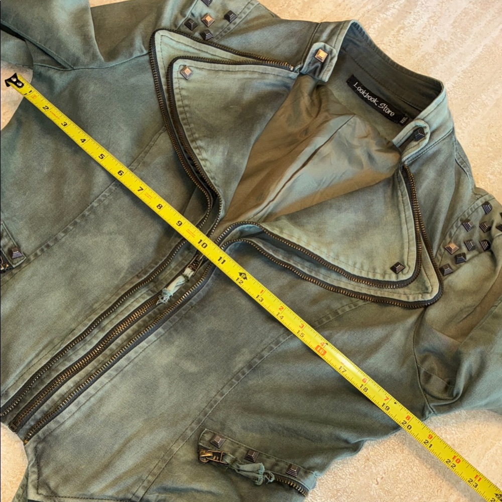 LOOKBOOK STORE Studded ‘Army’ Green Women's Cropped Jacket with Zippers. XL EUC - Picture 15 of 17